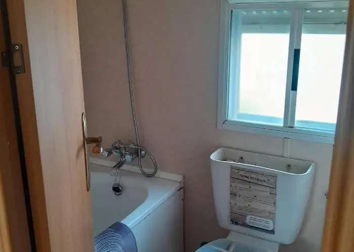 Landhuis Au Refuge De Lahontan